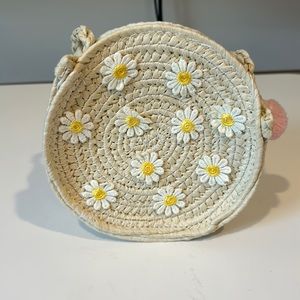 Daisy flower purse for girls age 3-7 years.